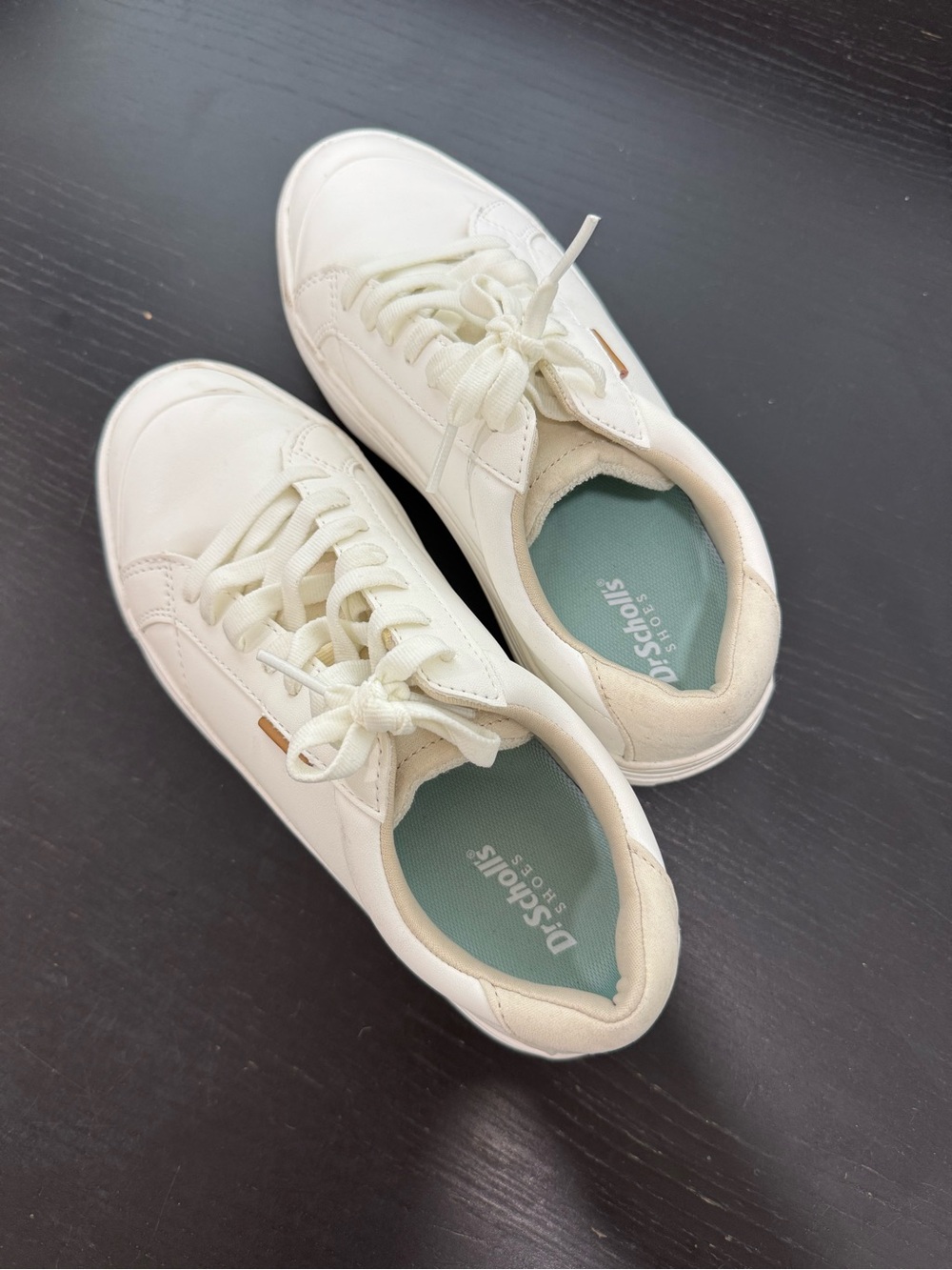 Dr. Scholl's Cream-White Lace-Up Comfort Sneakers